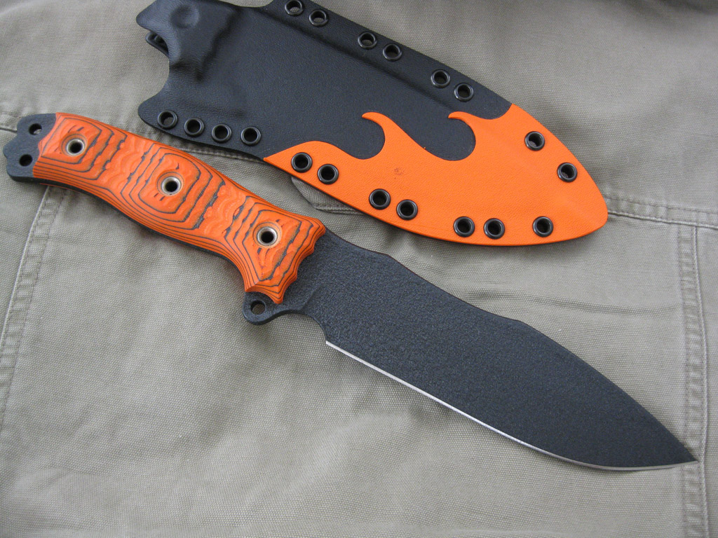 BusseHellRazorOrngBlkPPKSSheath_004.jpg