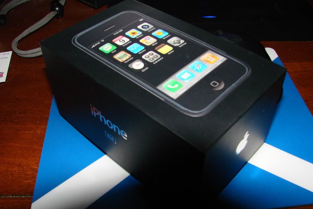 iPhone8g002.jpg