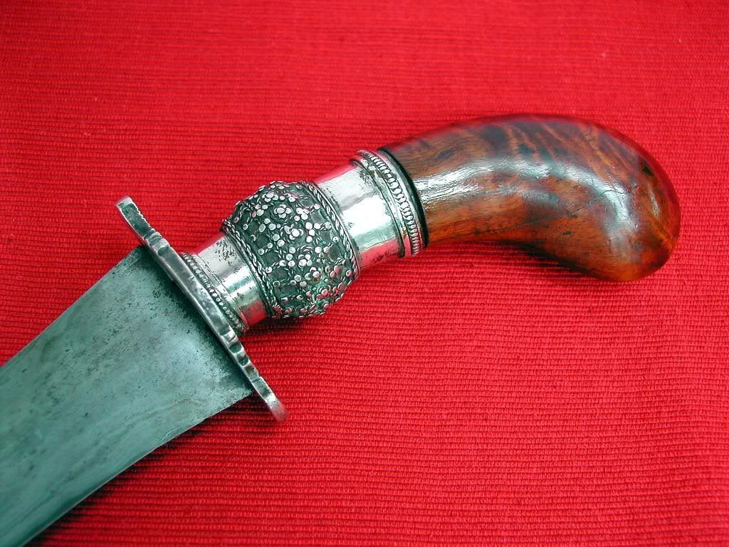 Punal2-hilt.jpg