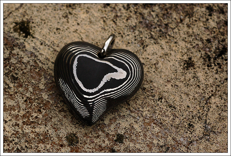 041209heart32.jpg