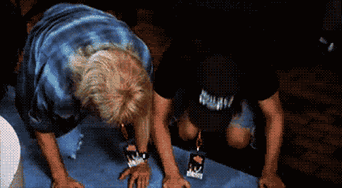tumblr_lraz7jCJxw1qdx814.gif