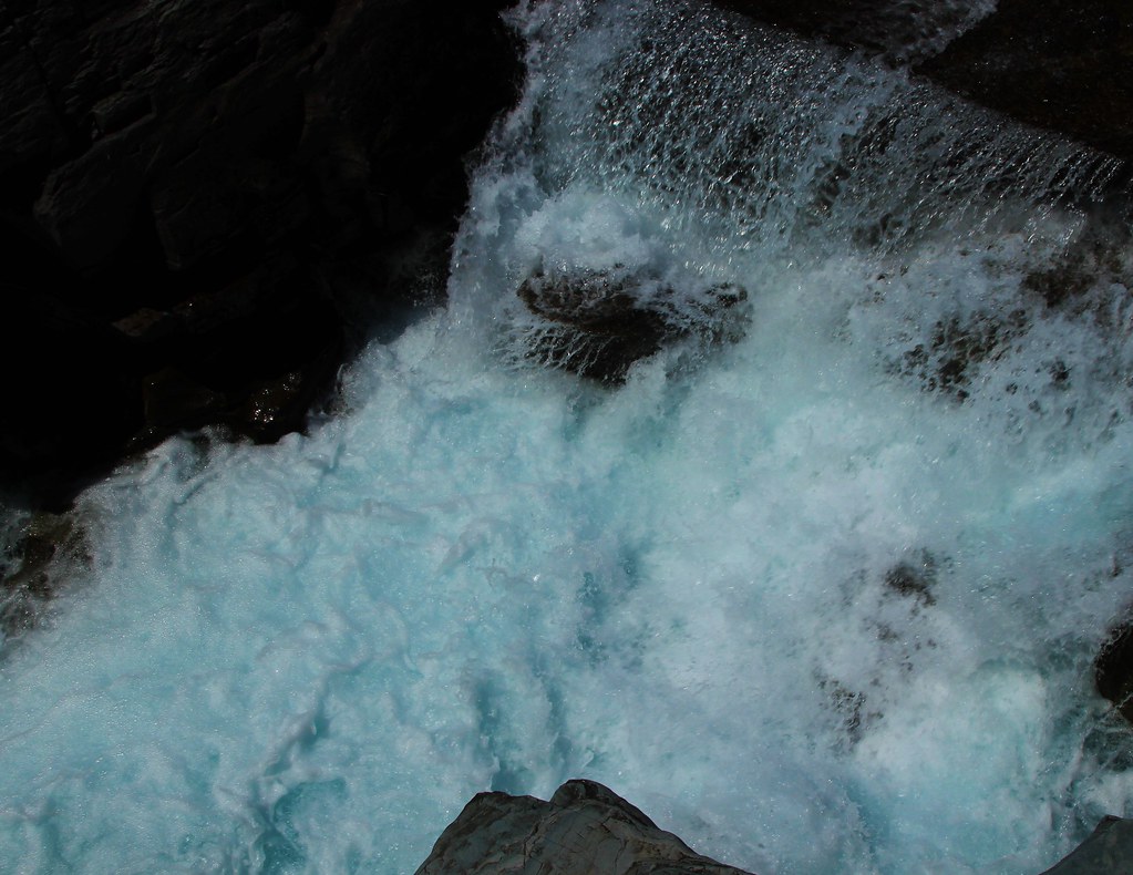 9557199276_2616def0a6_b.jpg