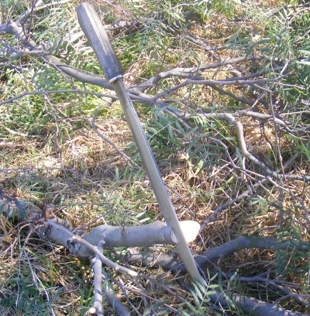 philipcompareknife1.jpg