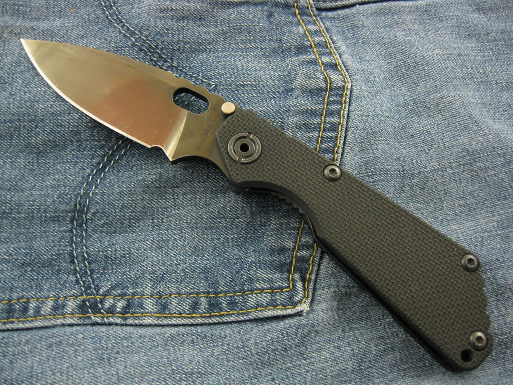 Strider _SnG_BlkLego_S30V_DropPoint_PVD_005.jpg