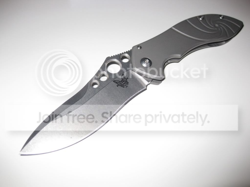 Benchmade635Mini-SkirmishOpenFront.jpg