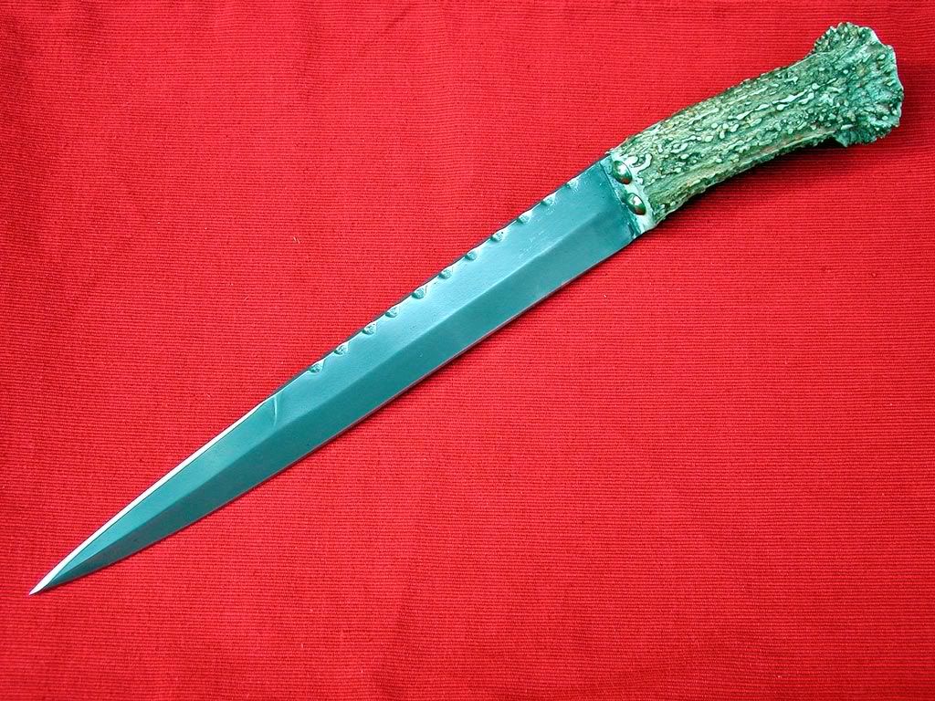 scottish-dirk.jpg