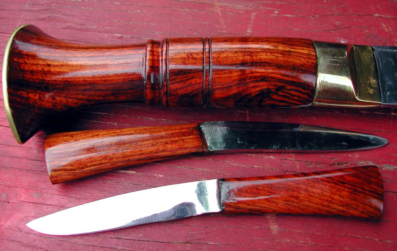 Gelbu_Handle.jpg