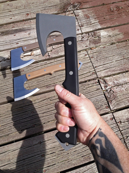 starighthandle%20inhand-L.jpg