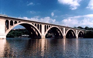 Francis_Scott_Key_Bridge-Washington.jpg
