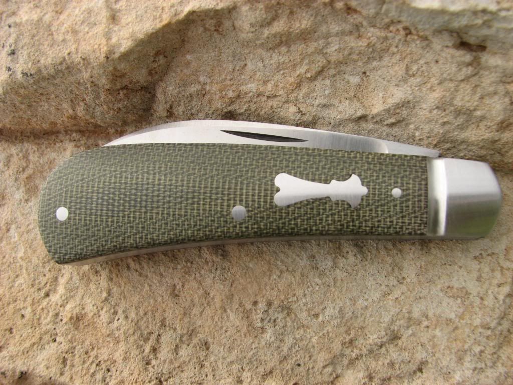 2-bladeswaybacksep2011007.jpg
