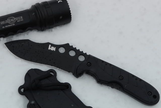 benchmade-snow.jpg