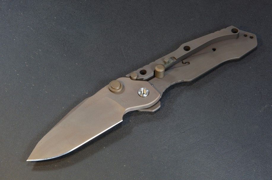 015_0ofQl8Cb5KJ1.jpg