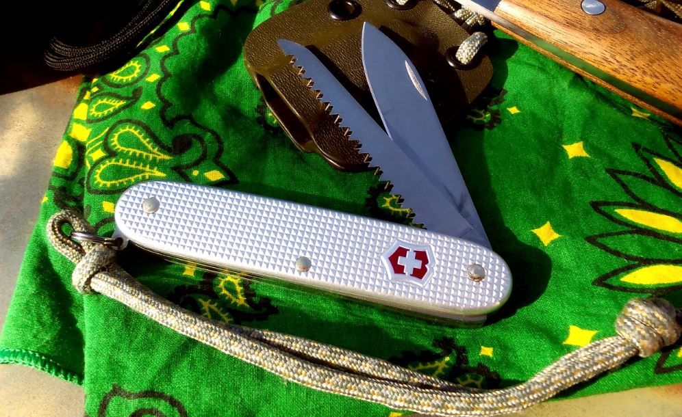Bushcrafter%201-3-17_zpsvzz0tzmq.jpg