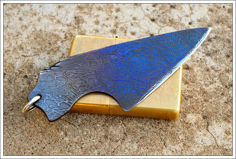 available1205201213.jpg