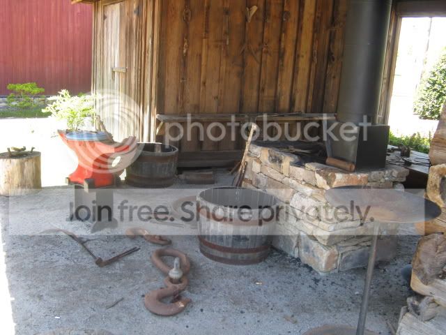 MrRusselsblacksmithshop008.jpg