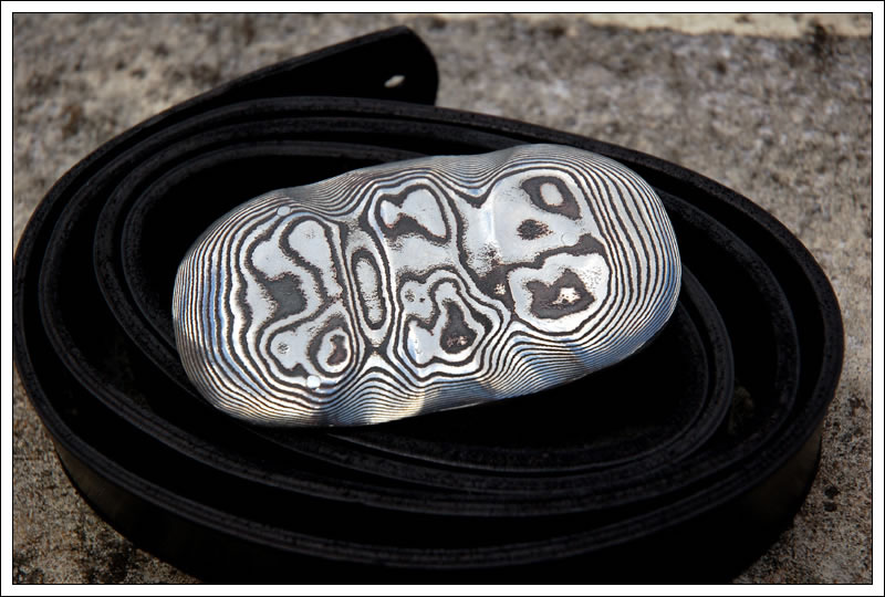 damascusbeltbuckle2.jpg