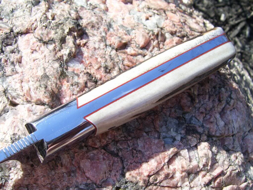 stagknifeandblackboxelder004.jpg
