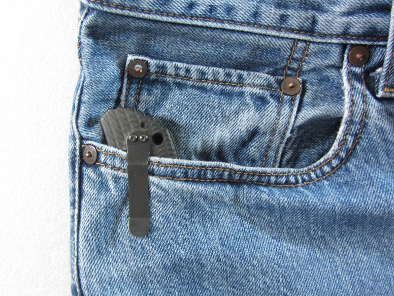ZT0301_tip-up_front_pocket_800x601.jpg