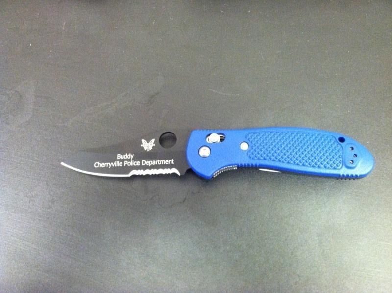 buddyknifeleft2-1_zps7485278f.jpg