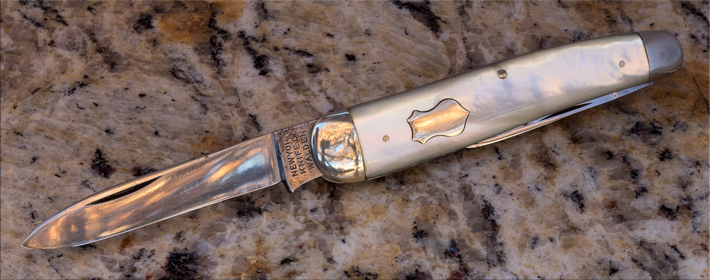 clNYKnifeCoSleeveboardWhittlerweb1.jpg