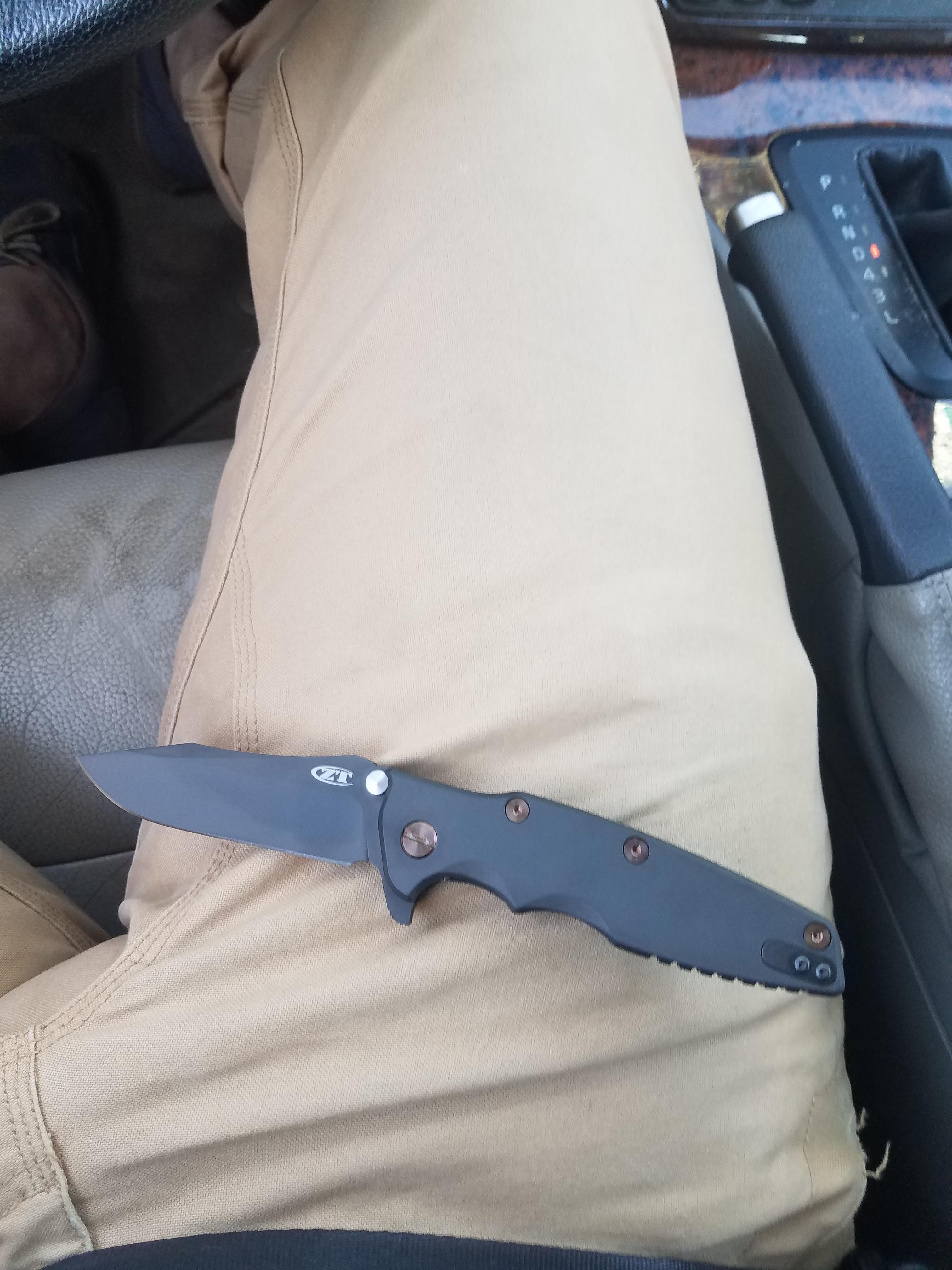 8Izg5xy.jpg