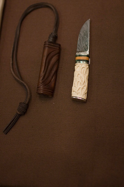 384351320_3yxmg-L.jpg