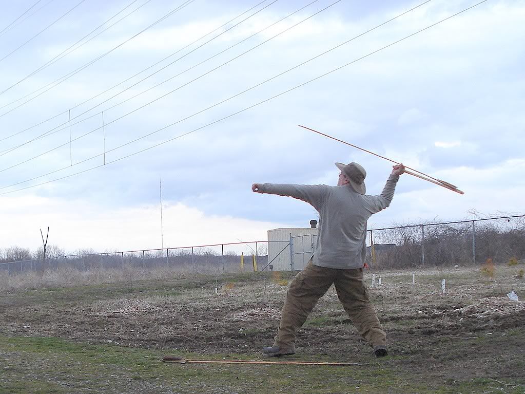 Kenthrowingdart.jpg