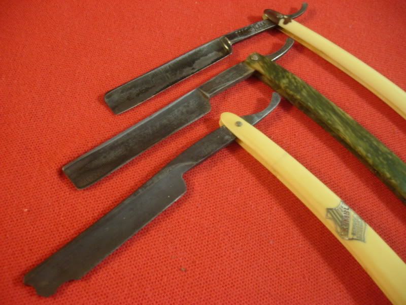 3razors2.jpg
