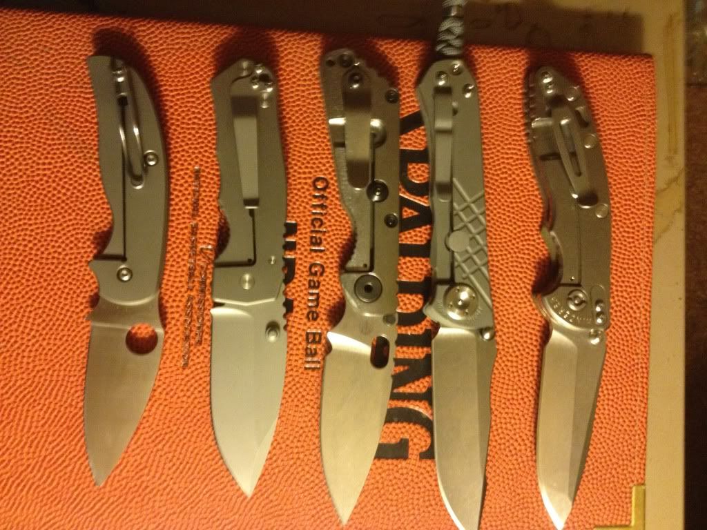 knifesale7-12-12002.jpg