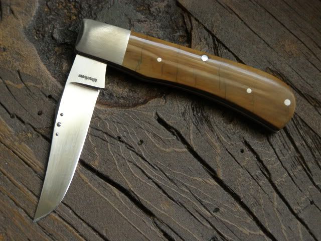 knives203.jpg