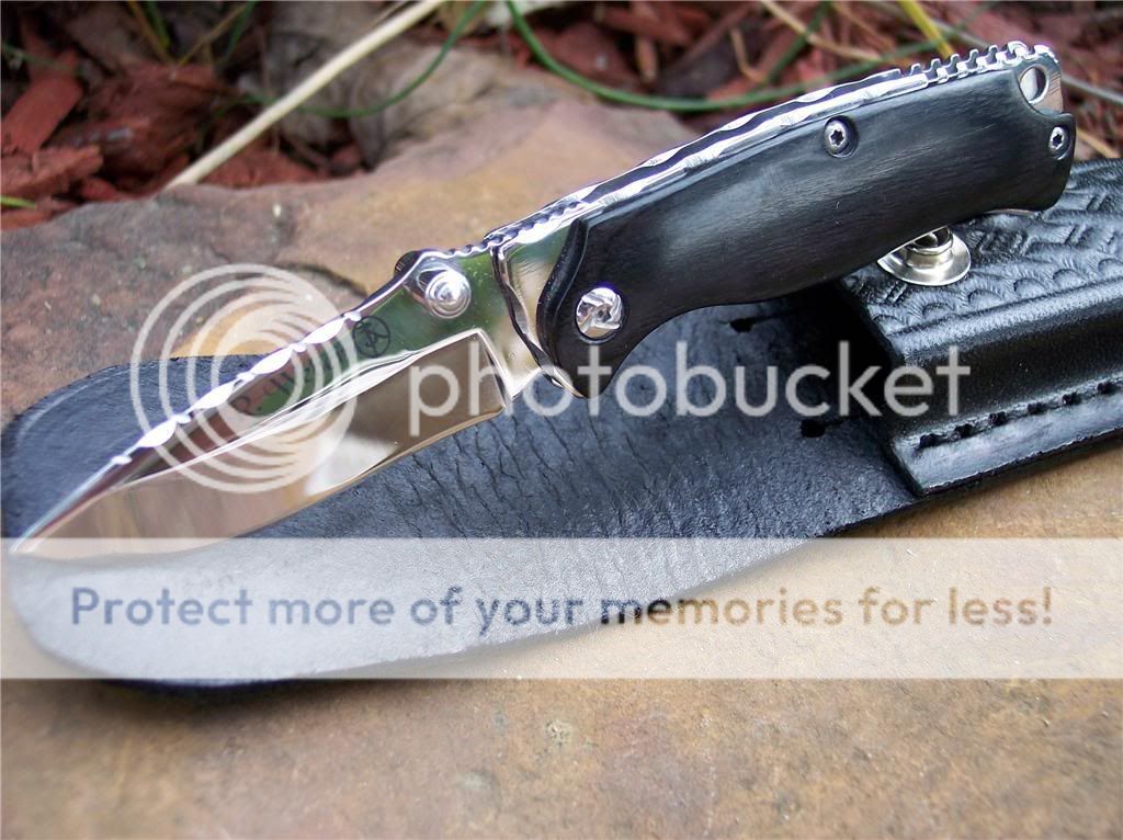 blackbettycustomknife.jpg