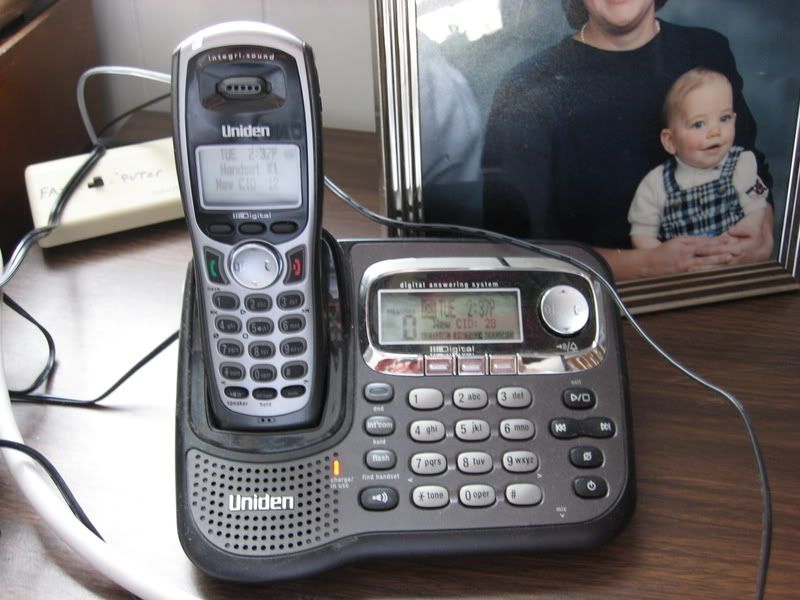phone001.jpg