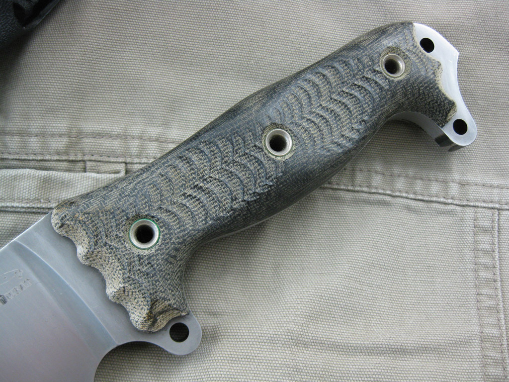 Busse_FatASHStripperwSheath_005.jpg