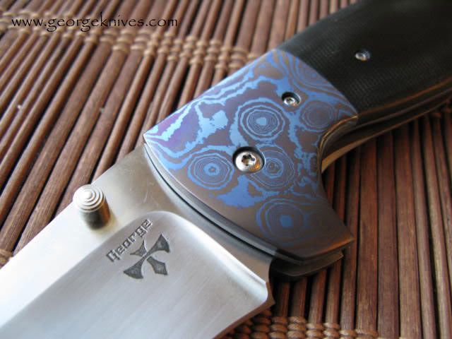Blade-show-knives-2009-080.jpg