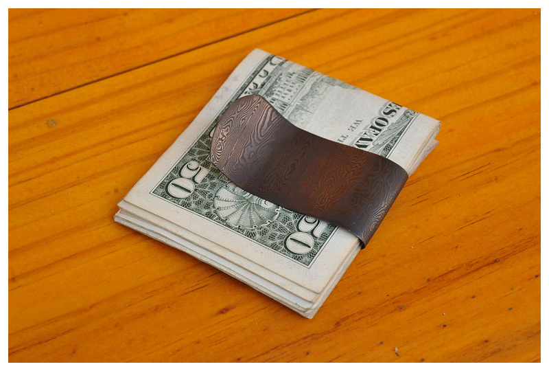 damascusmoneyclip1.jpg