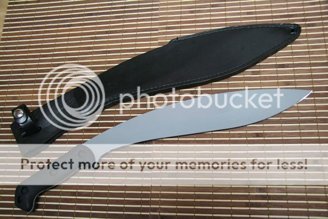 kukri_zps67fb21de.jpg