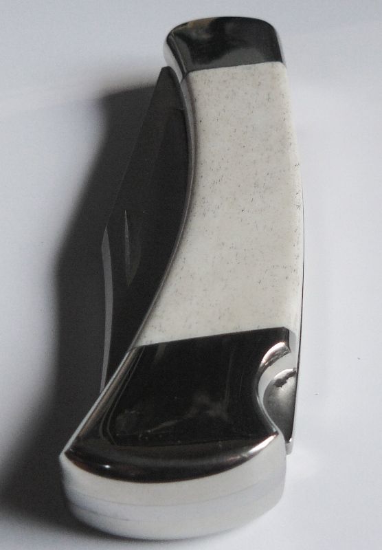 bone110029.jpg
