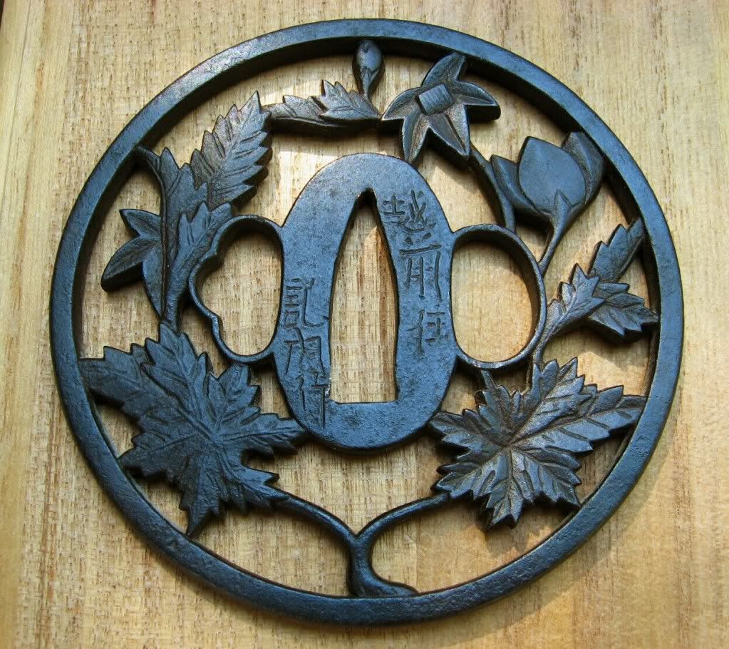 Tsuba01.jpg
