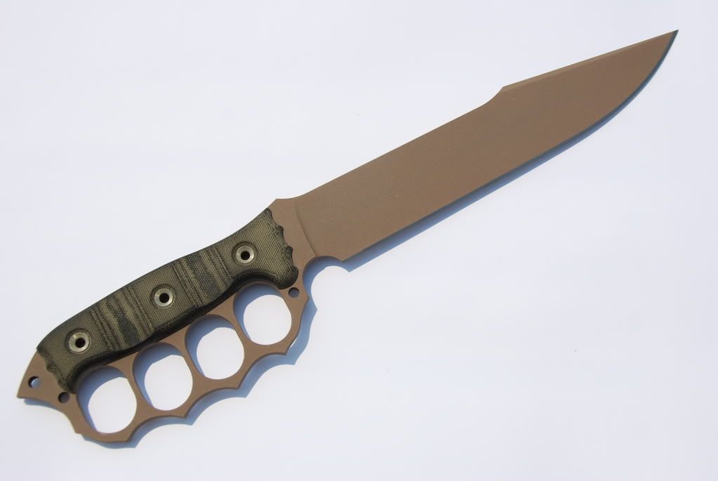 Copyofknivesforsale002.jpg