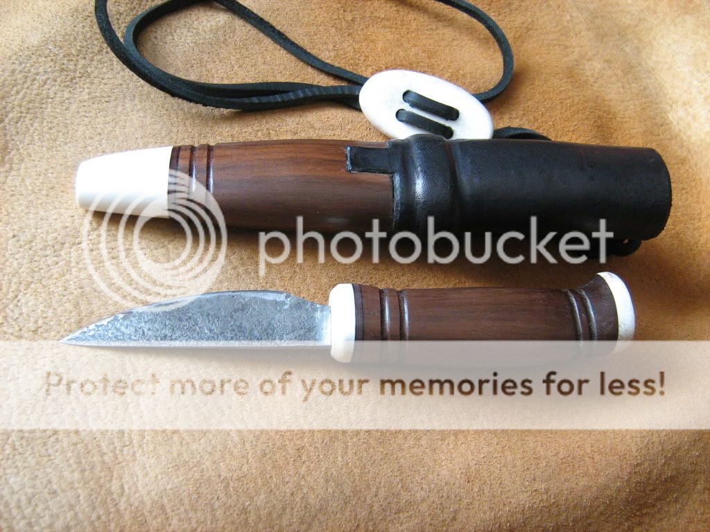 pastknives008.jpg