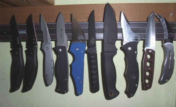 knivesonbar.jpg
