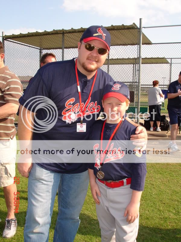ElijahbaseballApril07010.jpg