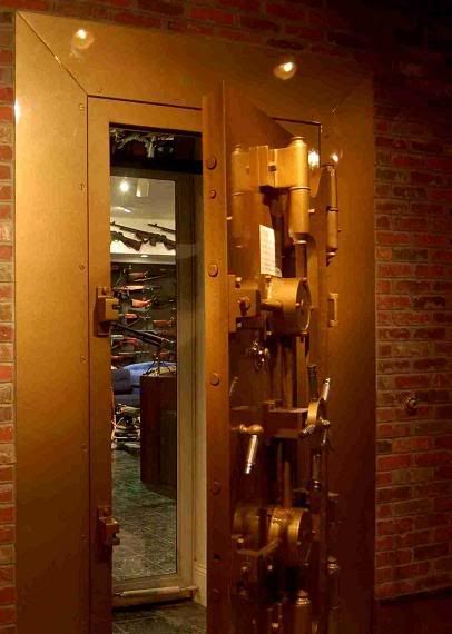 gunroom1sm.jpg