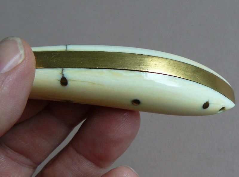 Ivoryhandlematerial007.jpg