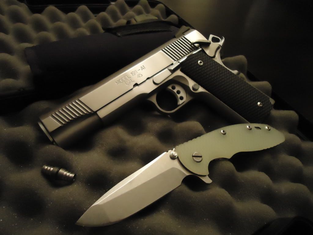 GunsandKnives5-12-11030.jpg