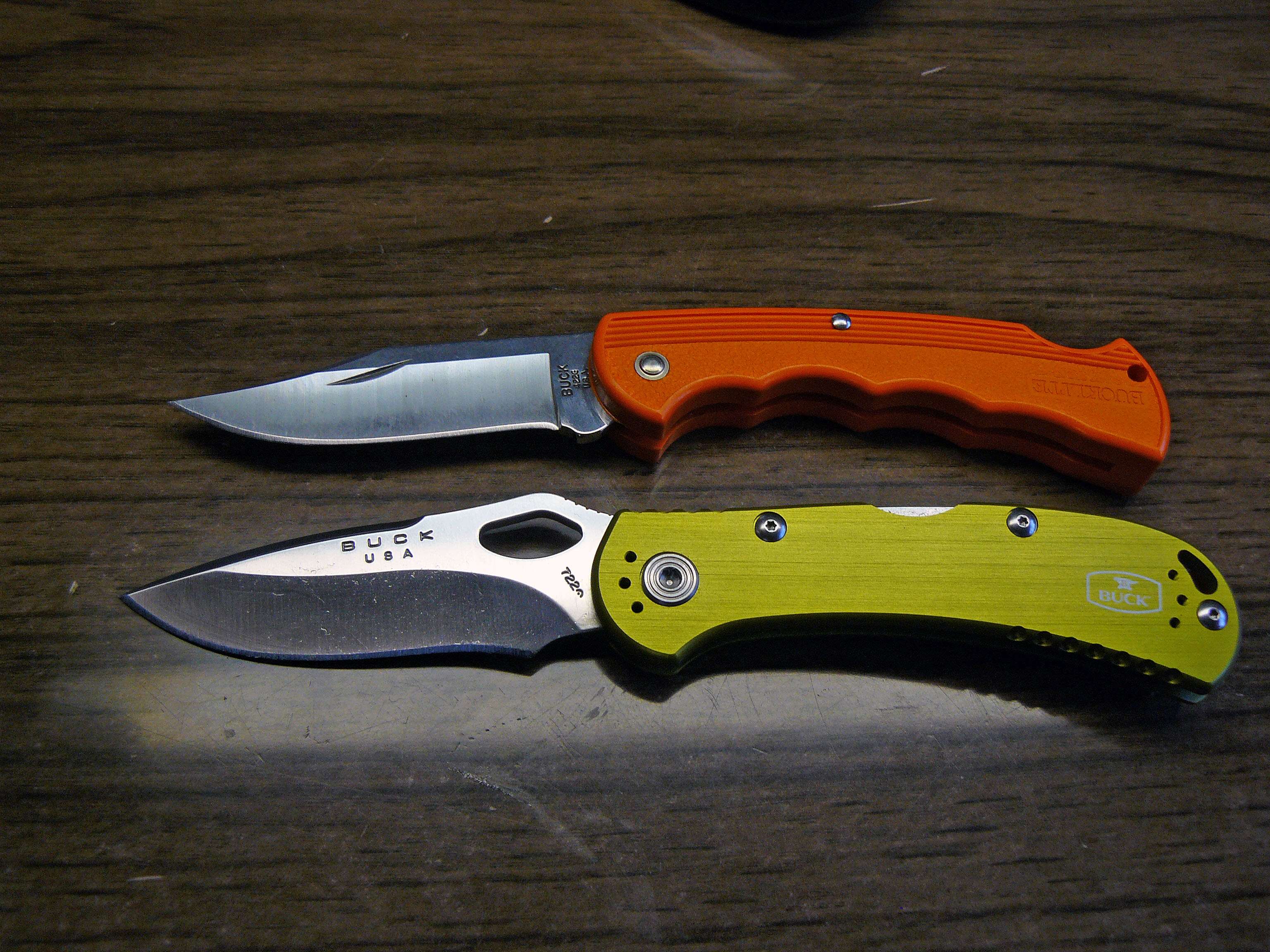 bucklite422vsbuck722a.jpg