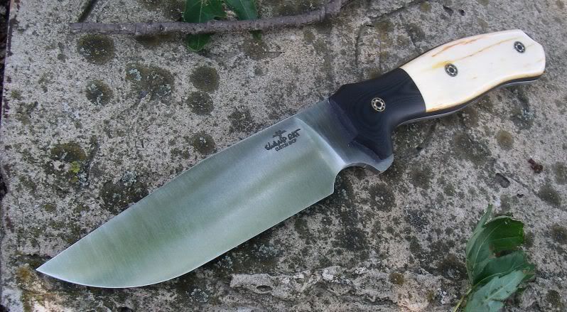 RatmanduWithBlackBolster-1.jpg