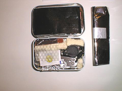 a_MiniKit_20opened.jpg