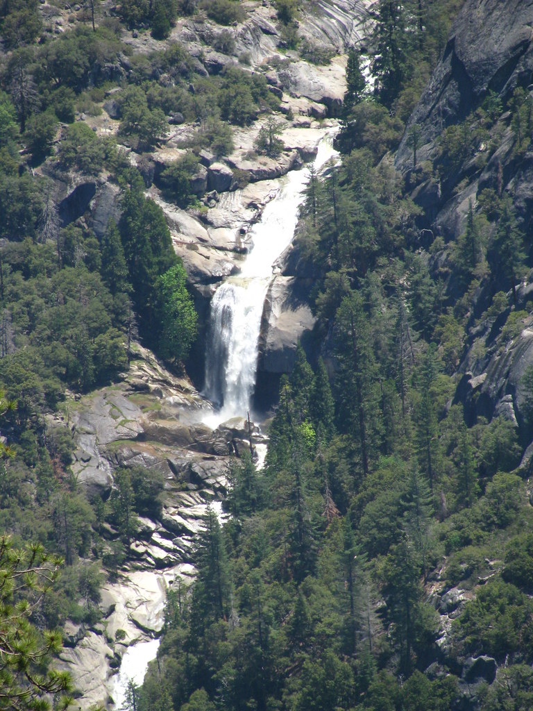 3564125059_df447d48e3_b.jpg