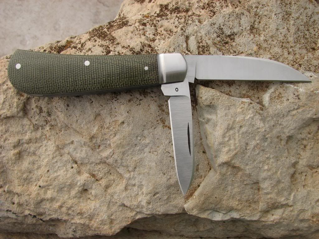 2-bladeswaybacksep2011003.jpg